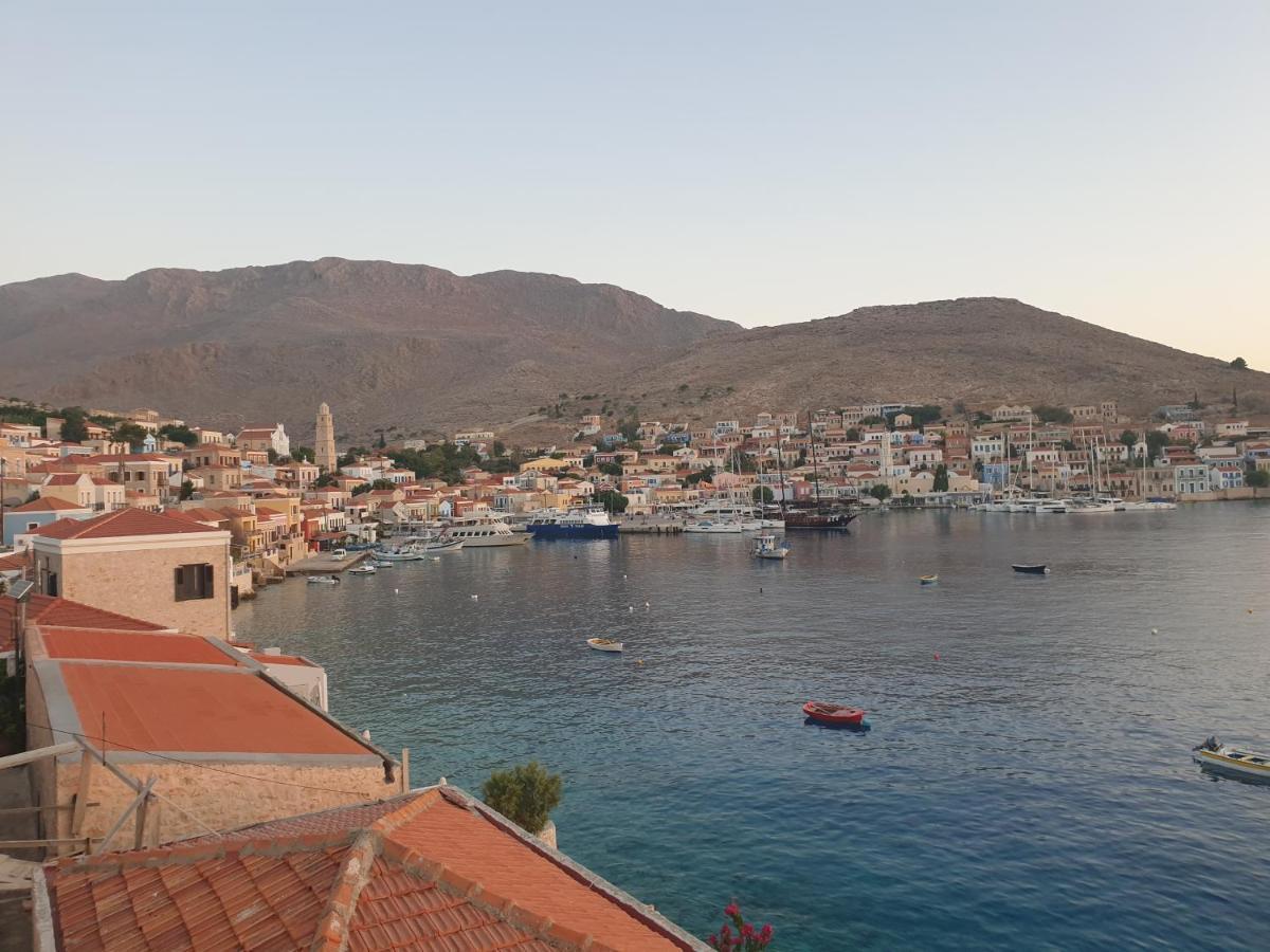 Porphyra Studio Chalki Town Exterior foto